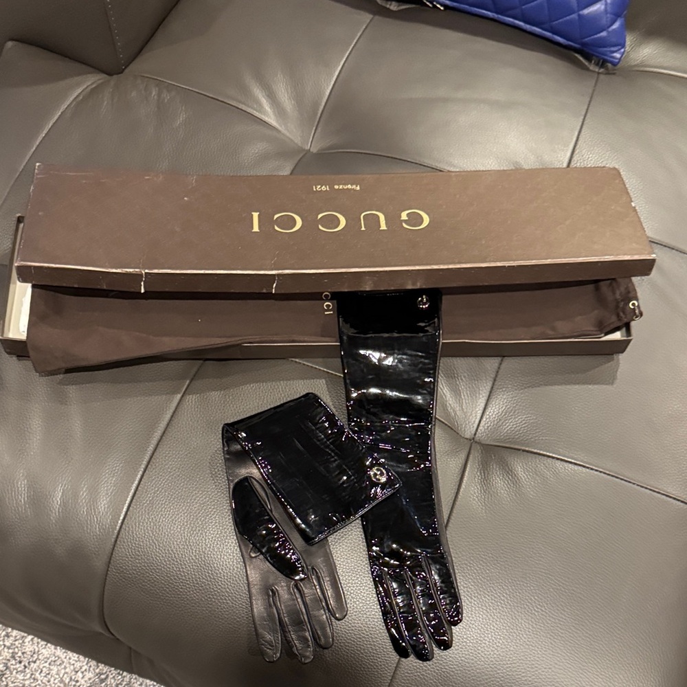 Gucci Black Leather and Patent Gloves - Picture 5 of 9